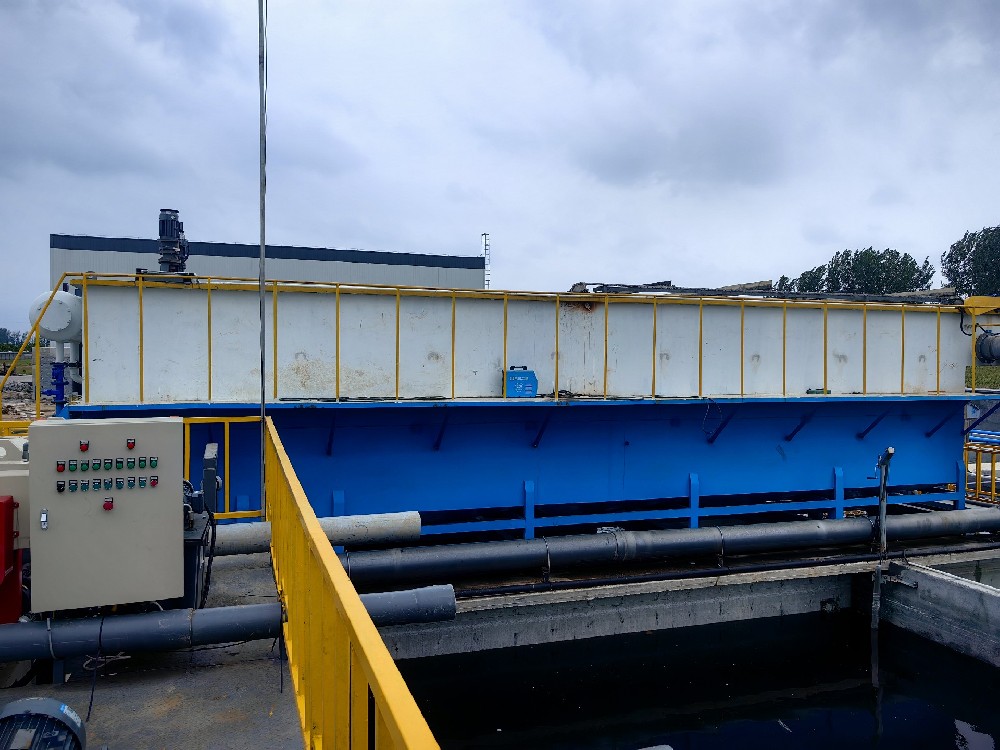 2024年8月27日河南周口粉碎污水處理氣浮機設備案例